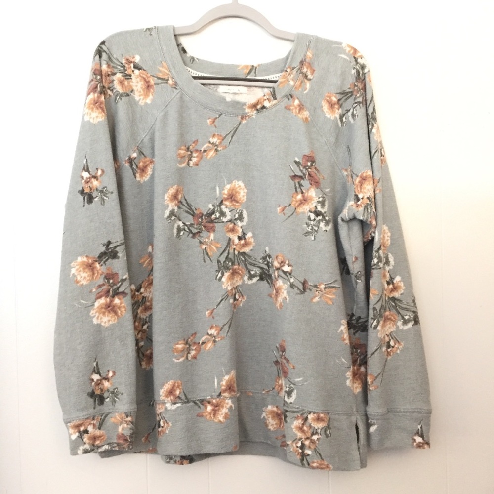 Maurice’s Floral Sage Sweater with split hem -  XL